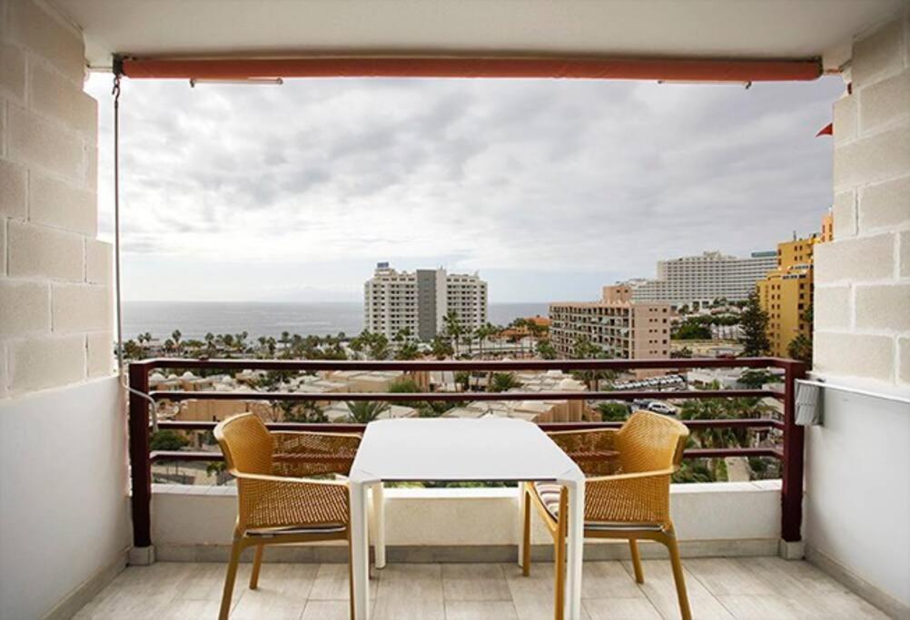 Roberta Apartment Playa De Las Americas Екстер'єр фото