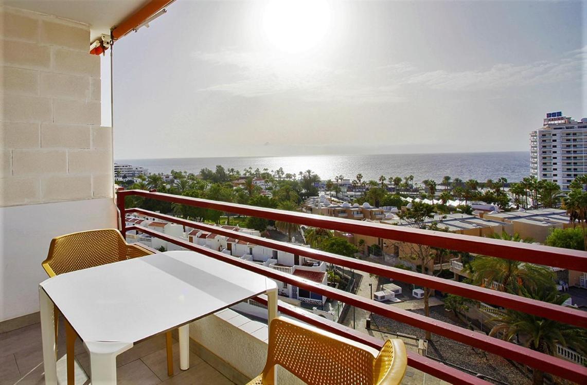 Roberta Apartment Playa De Las Americas Екстер'єр фото